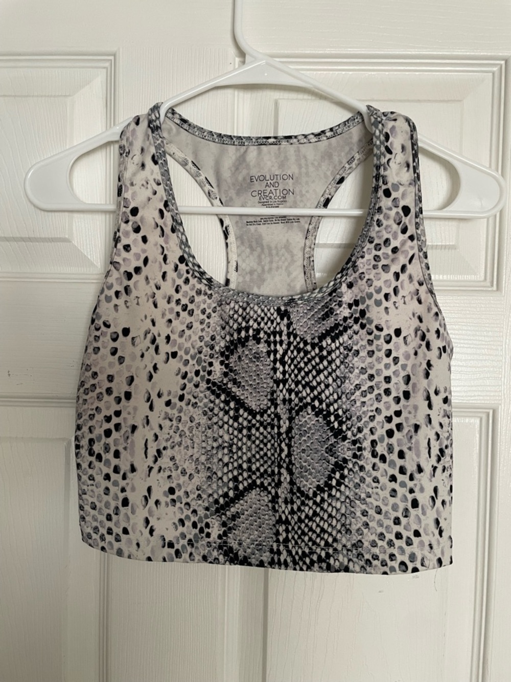 Evolution and Creation Women’s Size Small Black & White Snake Print Cropped Tank